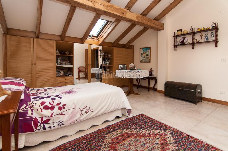 Foto 713695f4-4d15-4b2b-8bdc-5b0ca9e4d964. Casa chalet individual con parcela de 5000 mt en Bárcena de Cicero