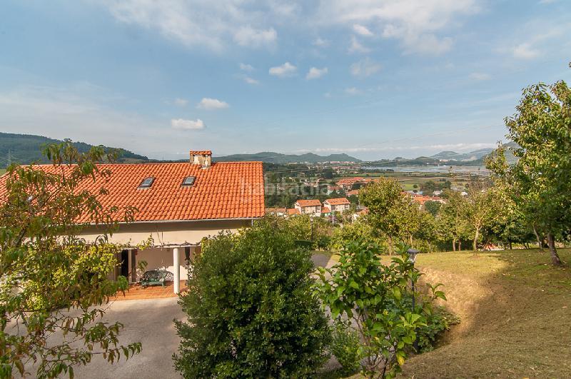 Foto 9c836412-036f-4e85-920b-fce0f569c891. Casa chalet individual con parcela de 5000 mt en Bárcena de Cicero