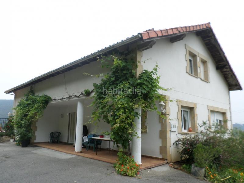 Foto cab07ac0-63be-450c-96f9-87c5fd451e1b. Casa chalet individual con parcela de 5000 mt en Bárcena de Cicero