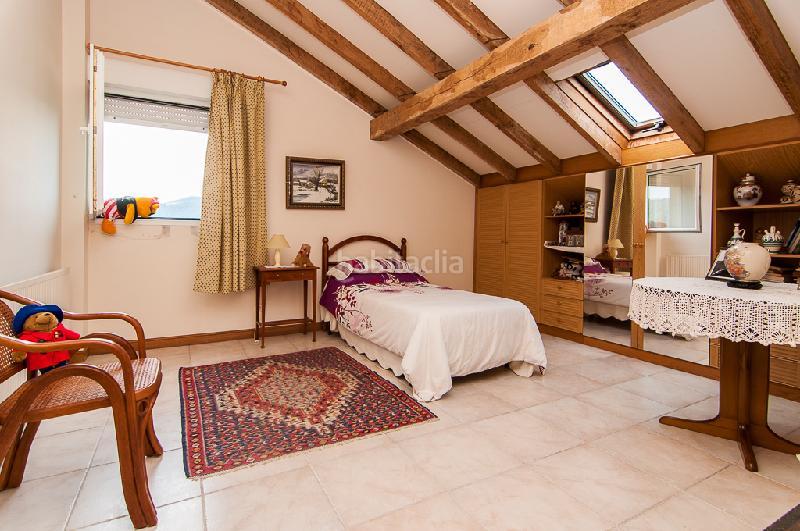 Foto e0342366-fb8d-40cb-853e-0715901fc076. Casa chalet individual con parcela de 5000 mt en Bárcena de Cicero