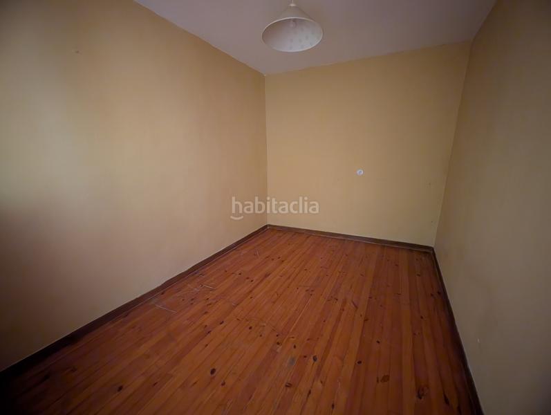 Foto ebcc2a51-5b70-48ac-aff6-a771c22d6e53. Piso en calle la magdalena 17 oportunidad en el centro ! buscas un piso amplio y con potencial a un precio imbatible? esta es tu ocasión. vivienda d en Colindres