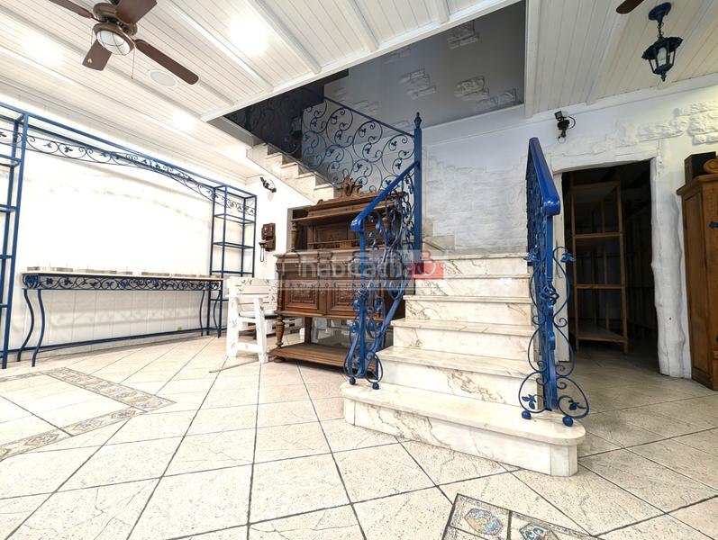 Foto c4600f40-dcc7-49d4-a997-9f494efdc120. Lloguer local comercial a Laredo - cl villa de foz 1 a Laredo