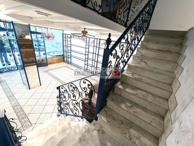 Foto 9966d8db-34f4-4c85-b56b-e8b1dbe23a82. Location local commercial dans Laredo - cl villa de foz 1 dans Laredo