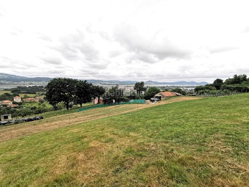 Foto f1411911-ea43-4b48-939b-c65416723bc1. Terrain résidentiel dans Colindres - subida turbica 29 dans Colindres