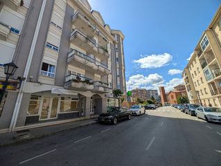 Miete Geschäftsraum  Colindres - c/ heliodoro fernandez 8. colindres. Alquiler de local comercial en el corazón de colindres!