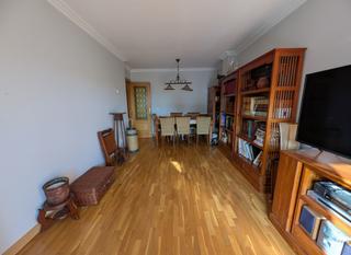 Appartement à Treto - la zarceta - carretera general 138. Piso con piscina en urbanización la zarceta  treto