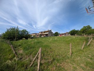 Terreno residenziale  Bo cerro el. Terreno urbano en rasines de 1031 m2