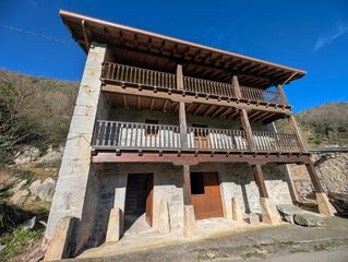 Casa a Ruesga - barrio ancillo 38. Casa de piedra en ruesga