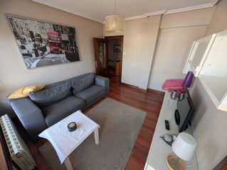 Rent Flat in Colindres. Oportunidad única! amplio piso de tres habitaciones en alquiler