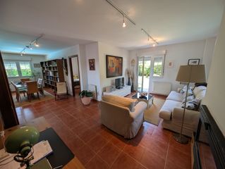 House in San mames de aras 27. Chalet individual con piscina privada en cantabria oriental