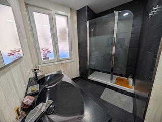 Piso en Bilbao - calle juan de la cosa 3. Oportunidad en santutxu! reformado, con ascensor y listo para en