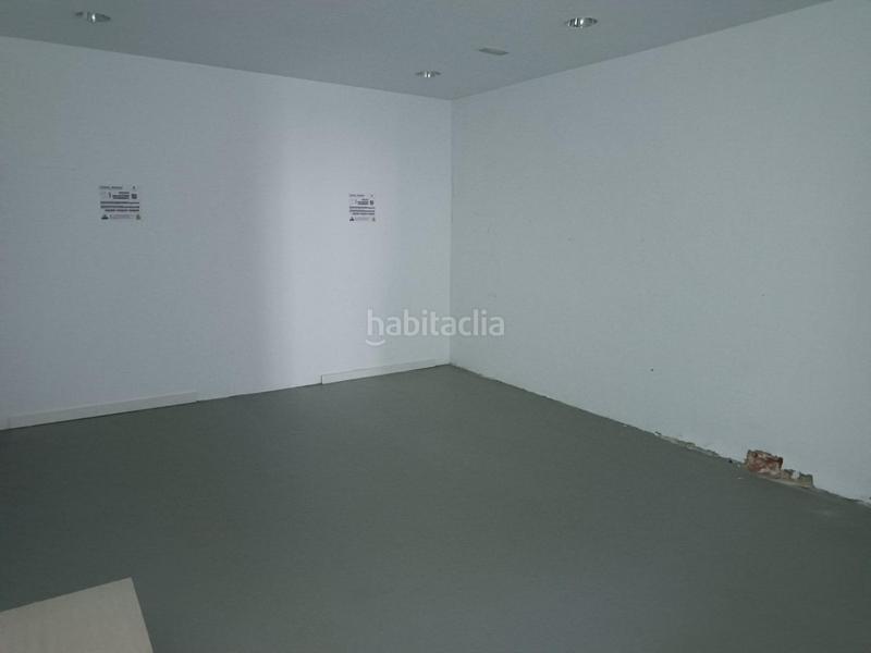 Foto 3a03d865-cbf6-4133-8ae1-8f1a0a8ca6a1. Lloguer local comercial a Cruces Barakaldo