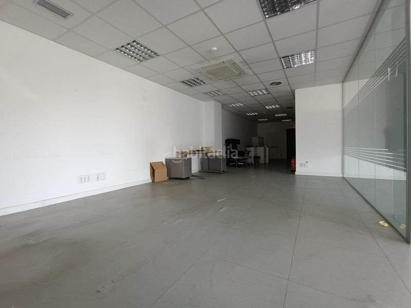 Foto 8a07d74b-0887-492a-9d1a-8c79a80df5cc. Lloguer local comercial a Cruces Barakaldo