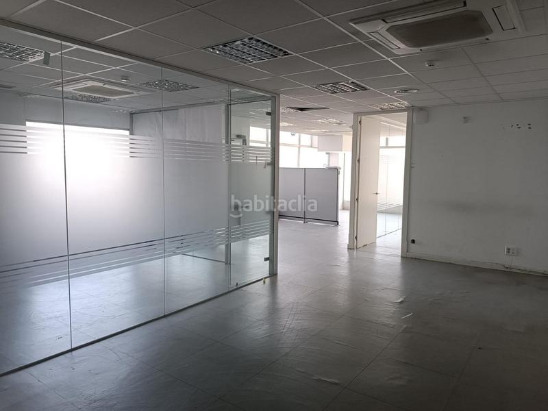 Foto 16703ca9-a350-41a5-9404-44f90ed301e6. Location local commercial dans Cruces Barakaldo