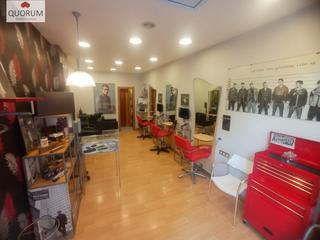 Lloguer Local Comercial a Centro. Se alquila peluquería de caballeros en barakaldo
