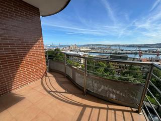Appartement à Mamariga. Vivienda con preciosas vistas despejadas al puerto de santurtzi