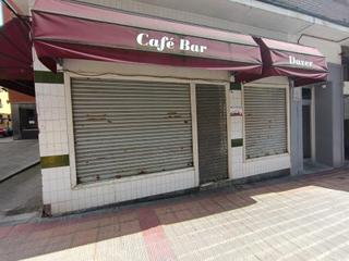 Locale commerciale in Bagatza - S. Vicente