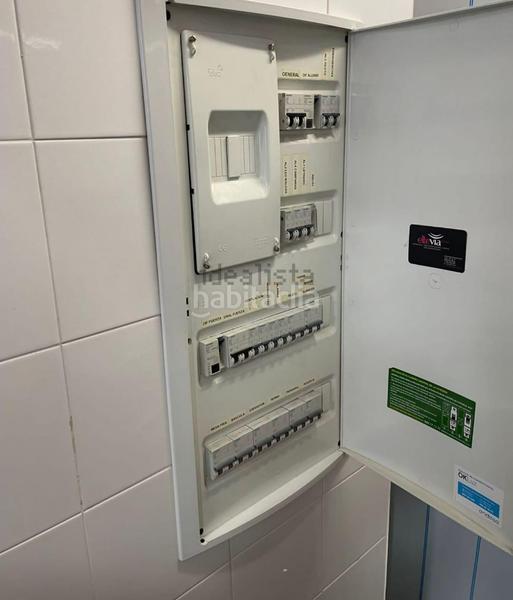 Foto 8a28aeec-22dd-4c99-b15c-151afdb72cc6. Affitto locale commerciale in Cruces Barakaldo