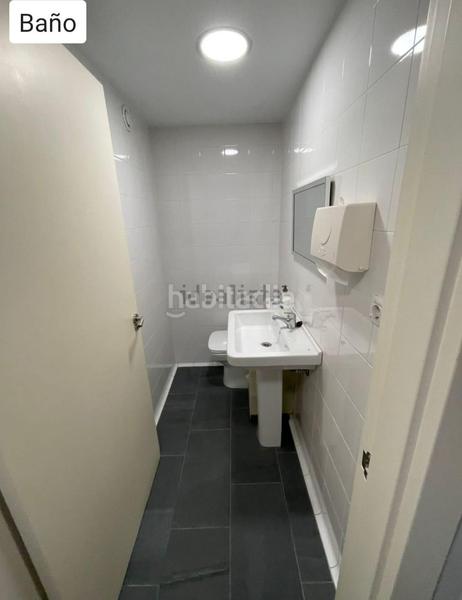 Foto adcf104b-d21d-431f-b44d-a0b94559b3ed. Alquiler local comercial se alquila local comercial zona Cruces reformado. en Barakaldo