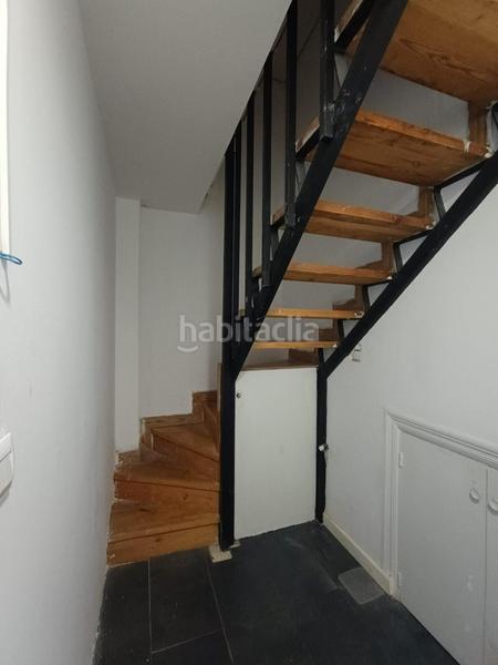 Foto d383cc14-a5e3-42e4-871b-85f20d29c7af. Lloguer local comercial a Cruces Barakaldo