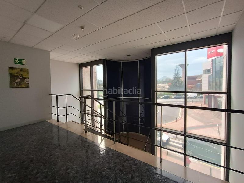 Foto 3d1fd9b9-d8fa-4987-8955-bb8c991d67d5. Location bureau dans Bagatza - S. Vicente Barakaldo