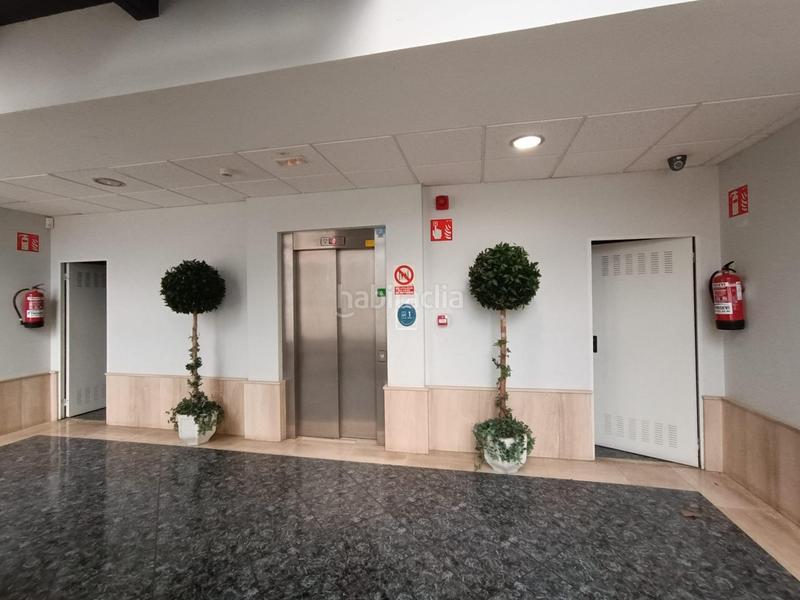 Foto d3d97d88-dd07-48b5-8446-d6cc39a32514. Location bureau dans Bagatza - S. Vicente Barakaldo