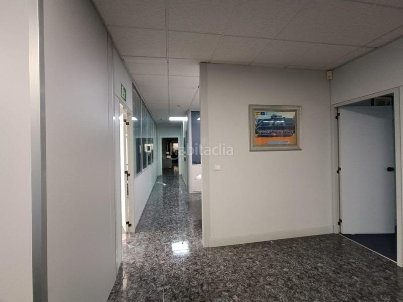 Foto e6bb33d2-8dbf-410b-b308-096ba61c6dab. Location bureau dans Bagatza - S. Vicente Barakaldo