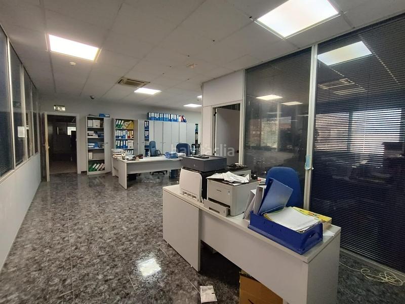 Foto ff7059ab-c9b5-46e5-acca-fb50f96cd5e2. Location bureau dans Bagatza - S. Vicente Barakaldo