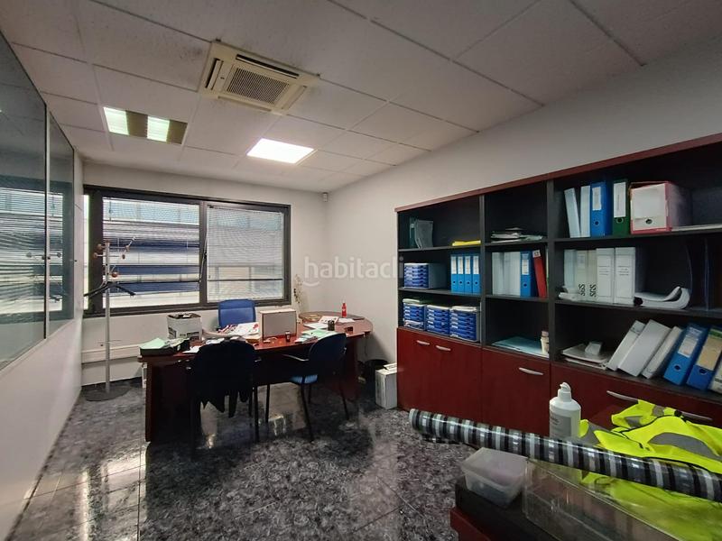 Foto 4162d9c8-a8db-4c75-9f04-4e4601106a6a. Miete büro in Bagatza - S. Vicente Barakaldo
