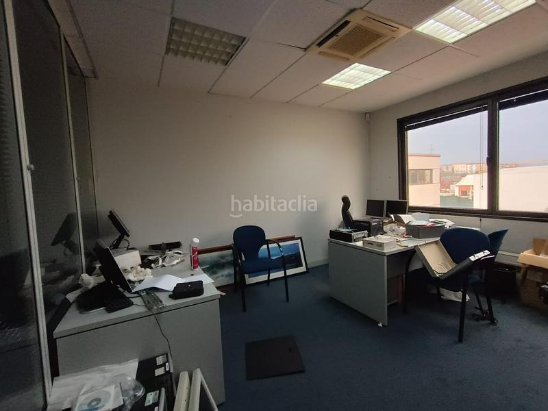 Foto 75de77cf-5444-4fd0-9a7f-18b740d4af73. Miete büro in Bagatza - S. Vicente Barakaldo