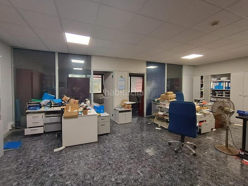 Foto 9f3fcd55-c773-40ed-9d0d-98461cd9888e. Miete büro in Bagatza - S. Vicente Barakaldo