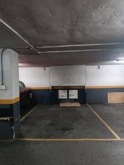 Aparcament cotxe a Lasesarre. Se vende parcela de garaje para coche mediano  en barakaldo zona