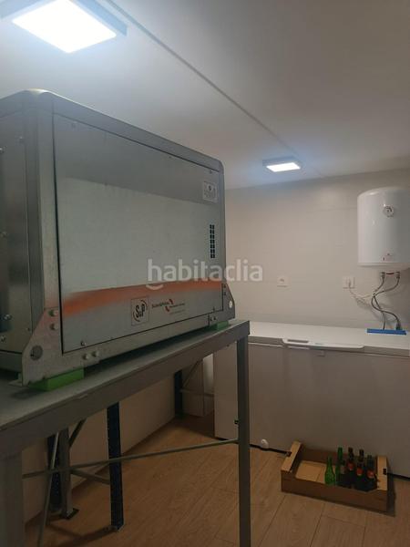 Foto 307643d7-0ea4-47f4-a33e-b92a0c575526. Alquiler local comercial se alquila local comercial de 90 m2 zona Centro recién reformado. en Barakaldo