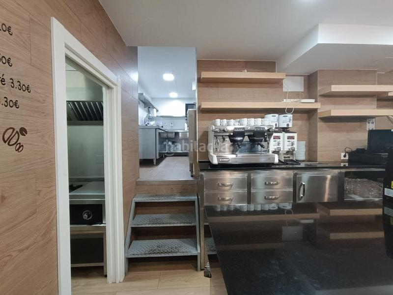 Foto f5bec0d1-5c68-4449-8e8f-2da00a97d732. Alquiler local comercial se alquila local comercial de 90 m2 zona Centro recién reformado. en Barakaldo