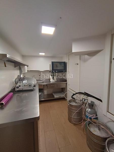 Foto e29cec32-8e7b-44b1-b14e-460699006b30. Lloguer local comercial a Centro Barakaldo