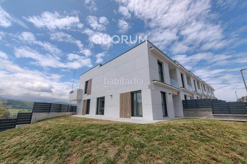 Foto 0a969949-f415-468f-8af9-b5d0070d4fda. Casa adossada amb calefacció aparcament a Zierbena