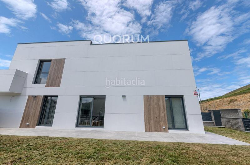 Foto eb5e4079-cc73-43fc-a880-913c55a0cb19. Casa adossada amb calefacció aparcament a Zierbena