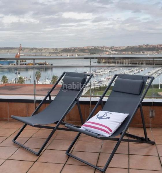 Foto 48f99a04-2be2-4ae2-87ae-08ff6ca7df8a. Piso ático con vistas al abra totalmente reformado en Santurtzi