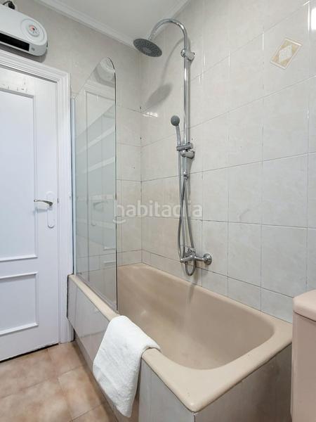 Foto 3afa6bb0-e796-4ad8-b2b8-7da58a2b6739. Piso se vende piso zona Cruces. en Cruces Barakaldo