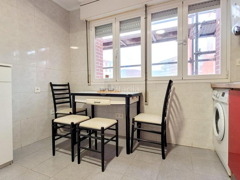 Foto d5246f7a-1d81-4188-8489-b52fb1b3b3b2. Piso se vende piso zona Cruces. en Cruces Barakaldo