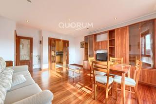 Pis en Centro - Albiz - Markonzaga. Se vende precioso piso de una habitacion con ascensor y camarote