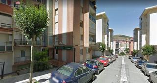 Pis en Kabiezes. Se vende piso de 2 dormitorios junto al polideportivo de kabiece