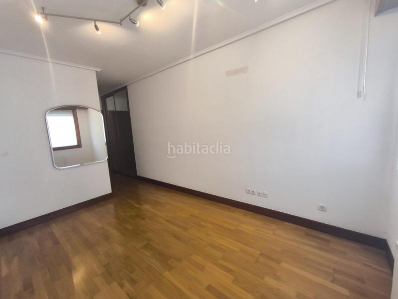 Foto 4ce362e1-2788-4b7d-be99-2142d3c84ffd. Pis amb calefacció aparcament a Lasesarre Barakaldo