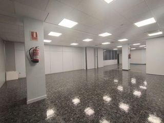 Lloguer Oficina a Bagatza - S. Vicente. Exclusiva quorum se alquilan amplias oficinas en barakaldo zona