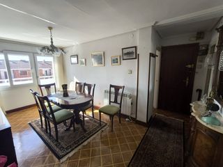 Appartement à La Florida. Se vende precioso piso de 3 habitaciones en el centro de portuga