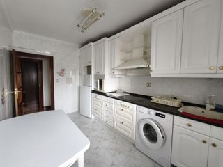 Etagenwohnung in Muskiz. Se vende piso de 3 habitaciones en muskiz.