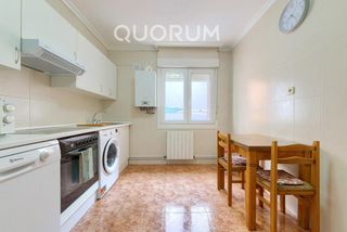 Appartement à Bagatza - S. Vicente. Vivienda de 2 habitaciones para entrar a vivir a dos minutos del