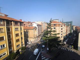 Flat in Buenavista. Se vende piso de 2 habitaciones y un baño muy centrico en portug