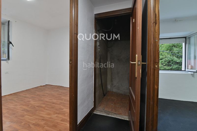 Foto 74d64c72-8e99-414c-bc0d-2e3652305236. Masía se vende casa en kobaron con preciosas vistas al mar para reformar a tu gusto en Muskiz