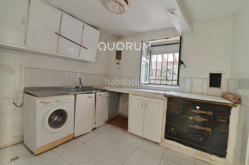 Foto b5586a1c-3500-4ffc-b759-7fb71610fb7b. Masía se vende casa en kobaron con preciosas vistas al mar para reformar a tu gusto en Muskiz